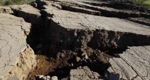 Το Βασίλειο του Εγκέλαδου και του Σεισίχθωνος Ποσειδώνα Το Βασίλειο του Εγκέλαδου και του Σεισίχθωνος Ποσειδώνα